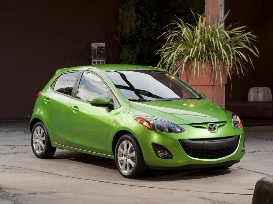  Mazda2 2010 года  (US) (фото 43 из 53)